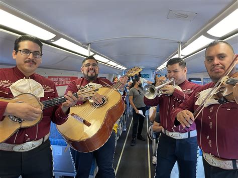 Humberto Carrillo's Surprise Mariachi Serenade: A Celebration of Mexican Heritage on International Soil!